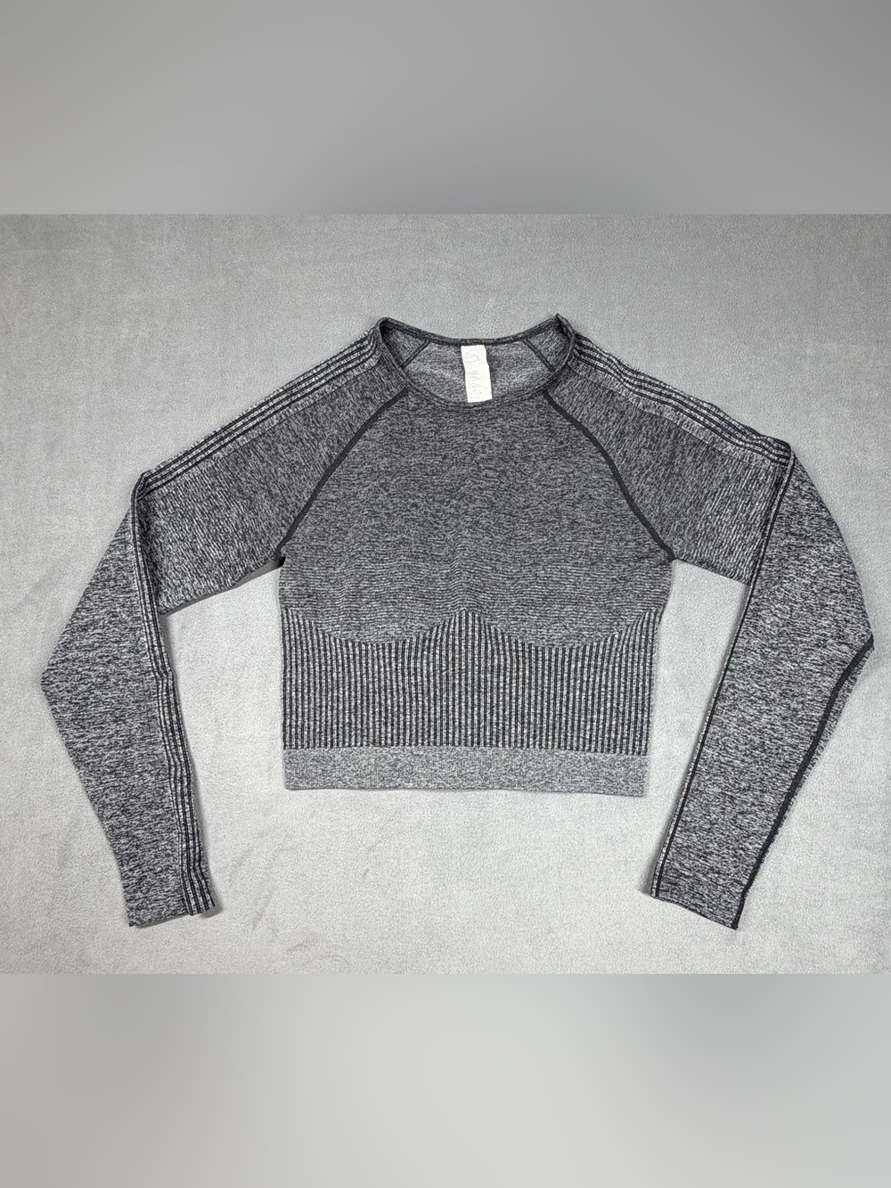 Fabletics Heather Charcoal Long Sleeve Crop Top